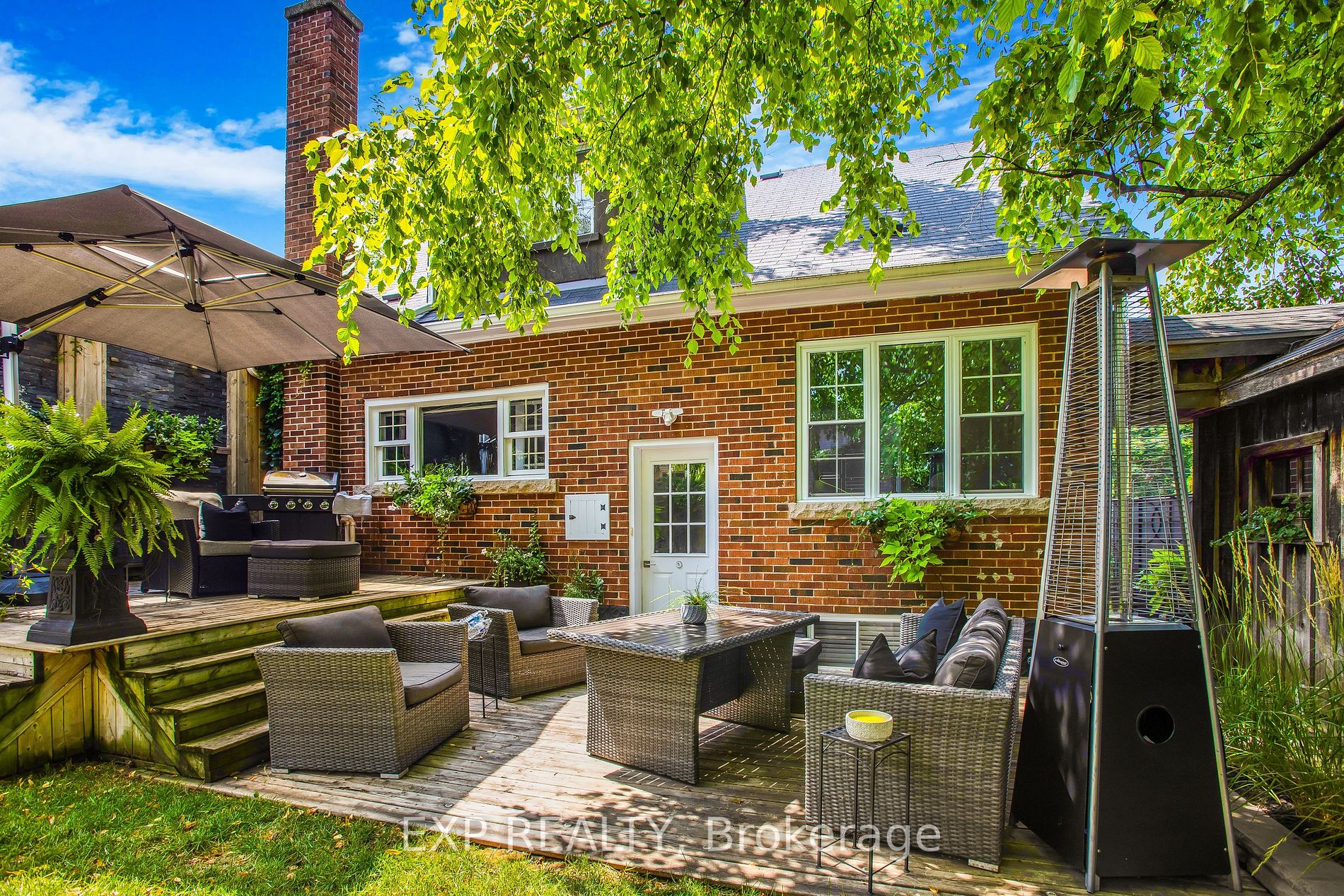 8 Warwick Rd