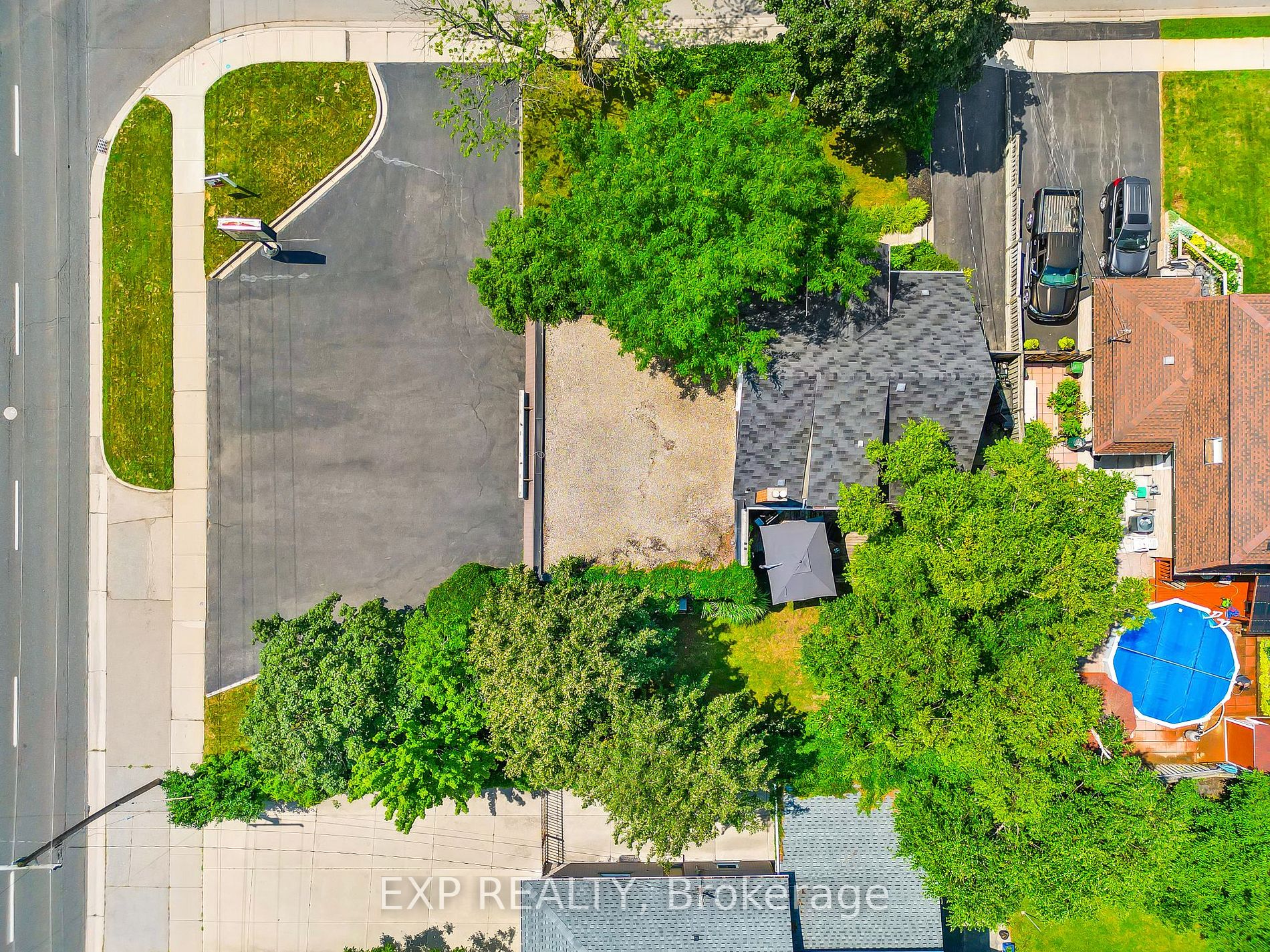 8 Warwick Rd