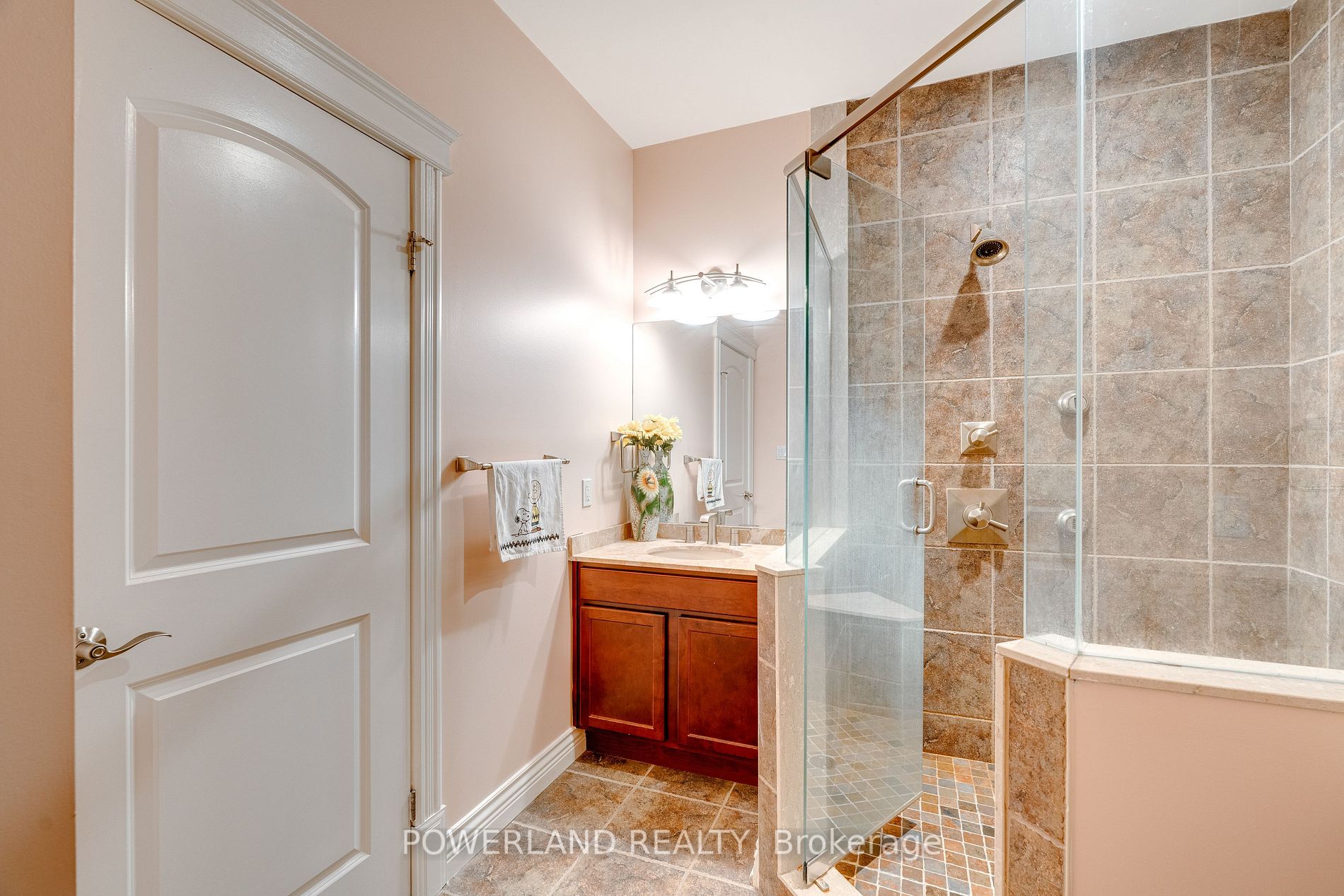 1225 Riverside Drive W, #404