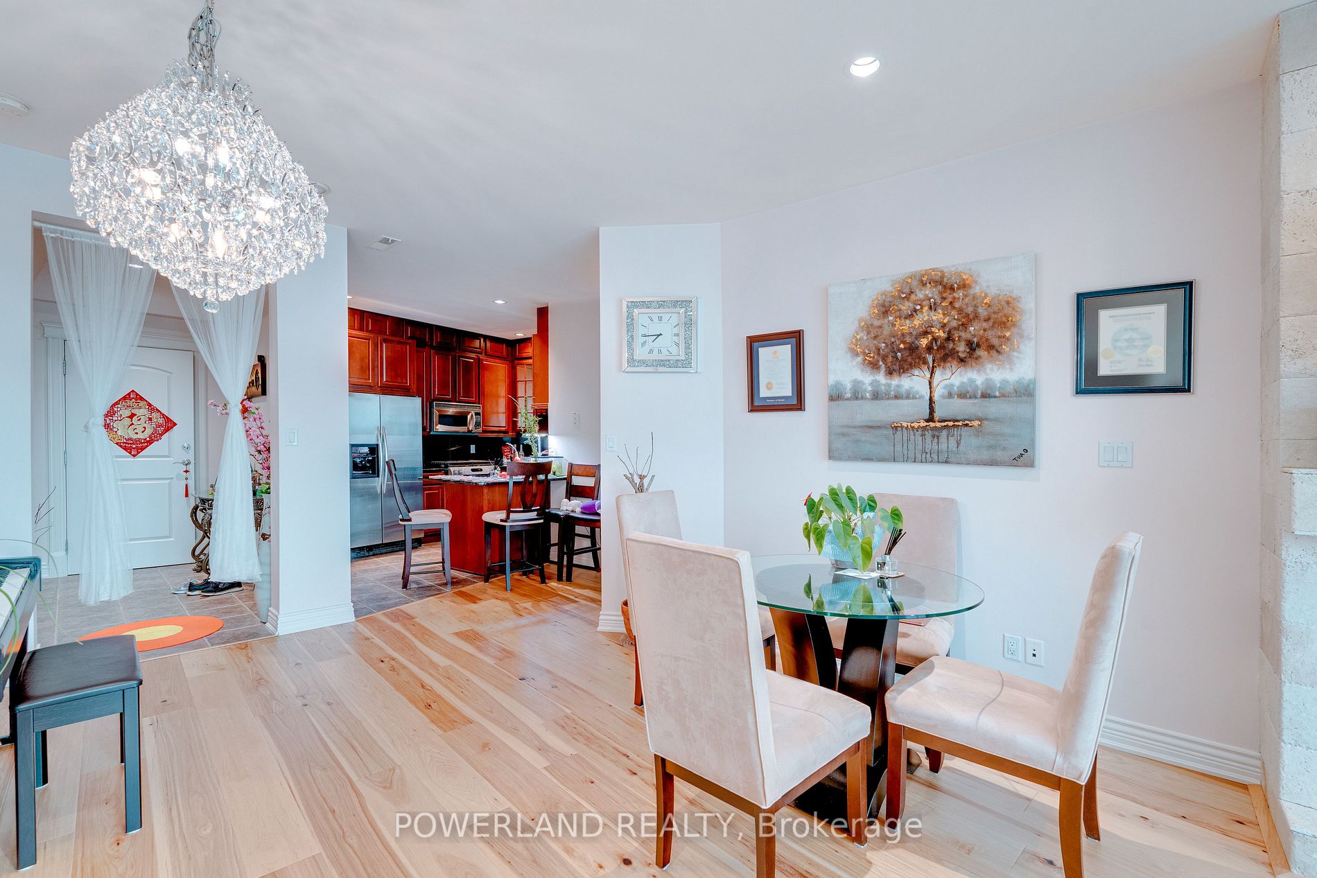 1225 Riverside Drive W, #404