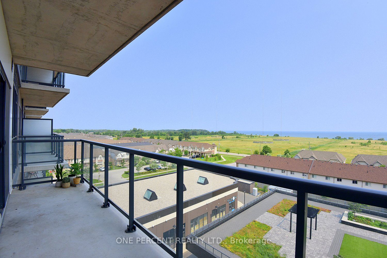 560 North Service Rd, #605