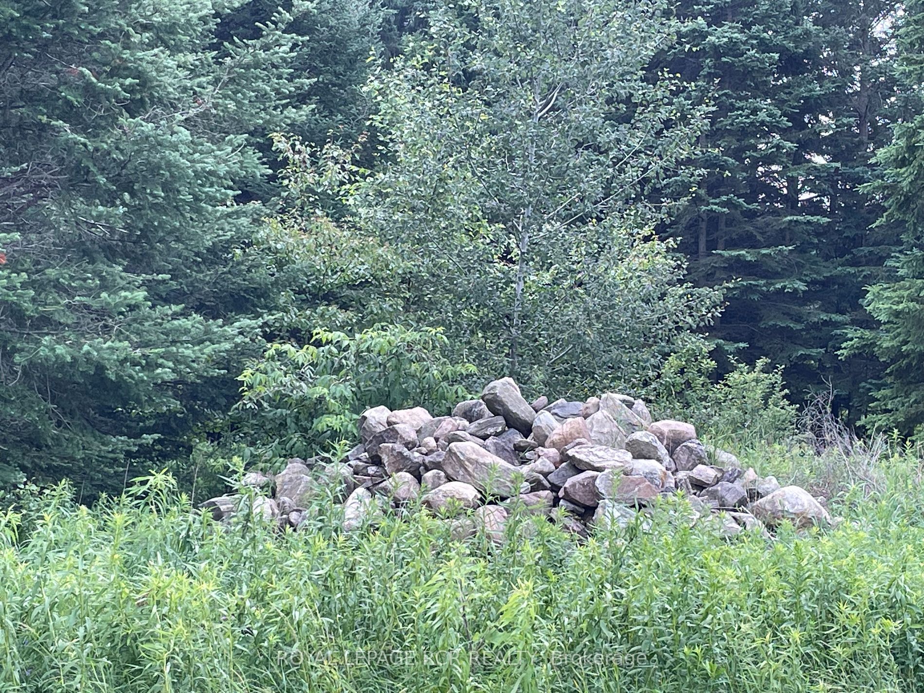 435096 4th Line