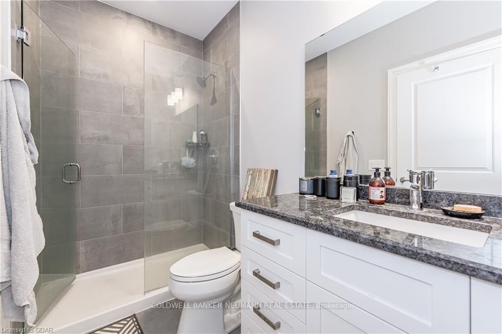 1878 Gordon Street, #1014