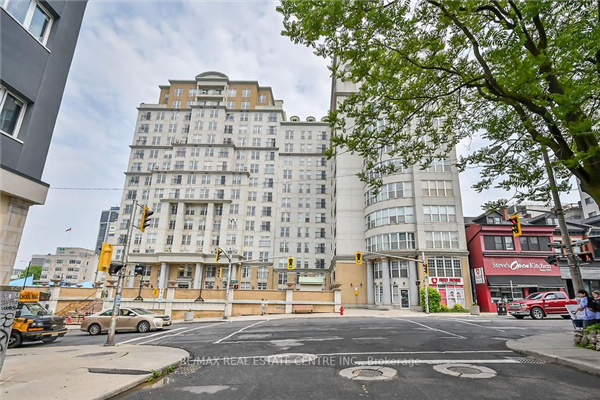 135 James St S, Hamilton