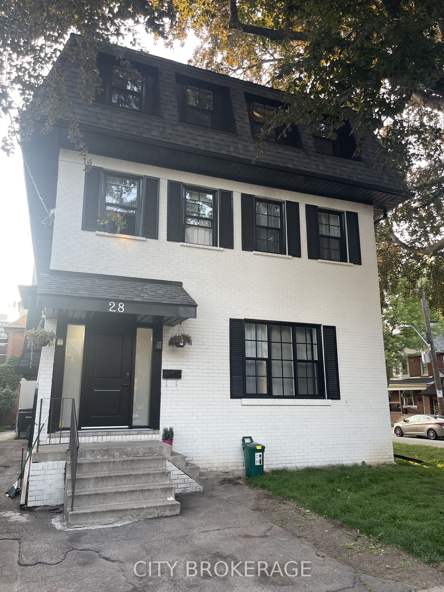 28 Burris Street