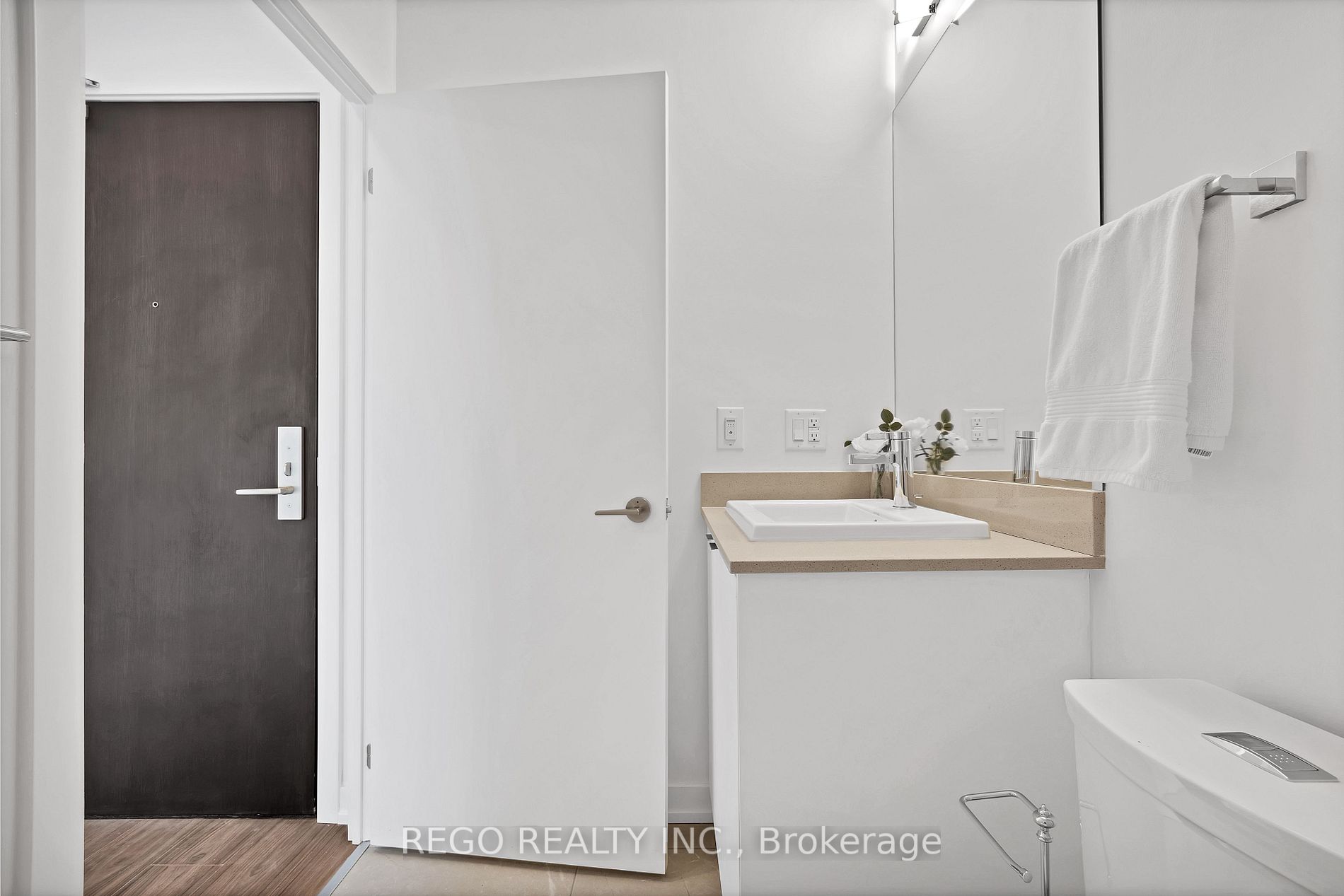 Listing X6678964 - Large Photo # 5