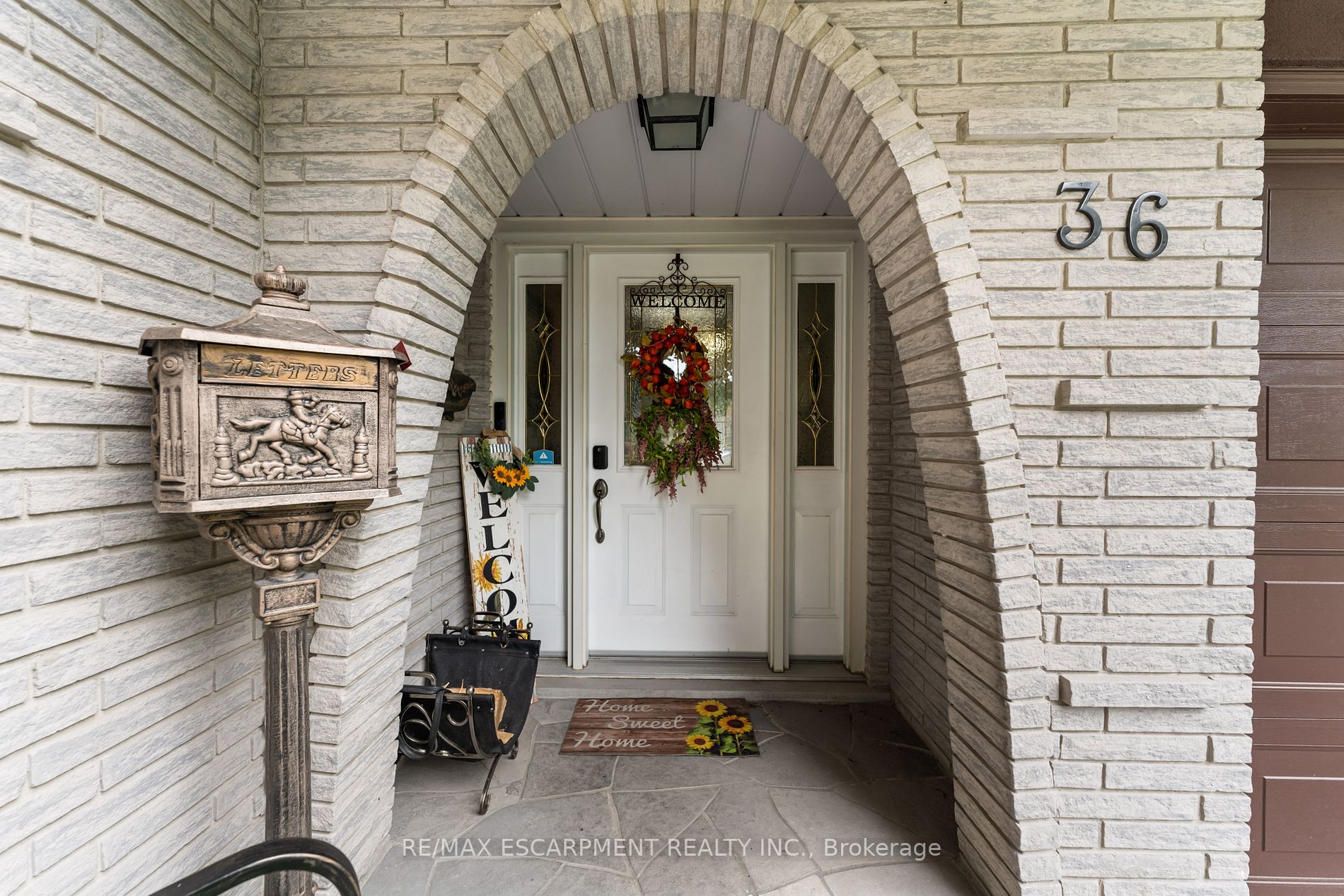 36 Hanover Place