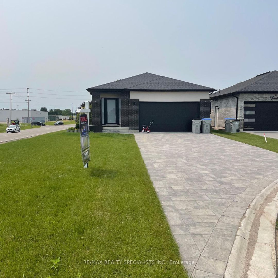 42 Alexander Circle