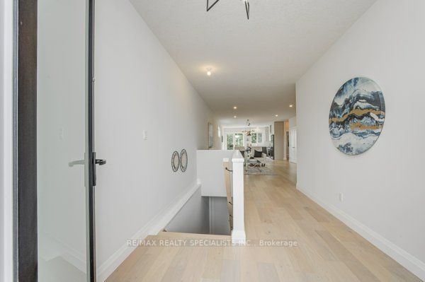 42 Alexander Circle