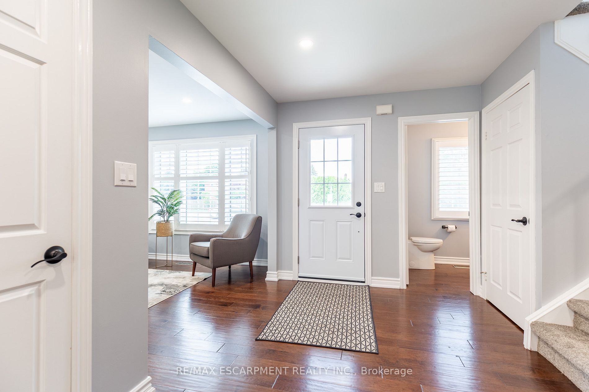 334 Wilson St W, #1