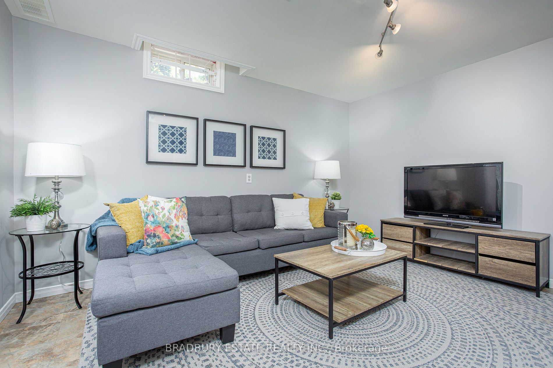 81 Valridge Dr, #15