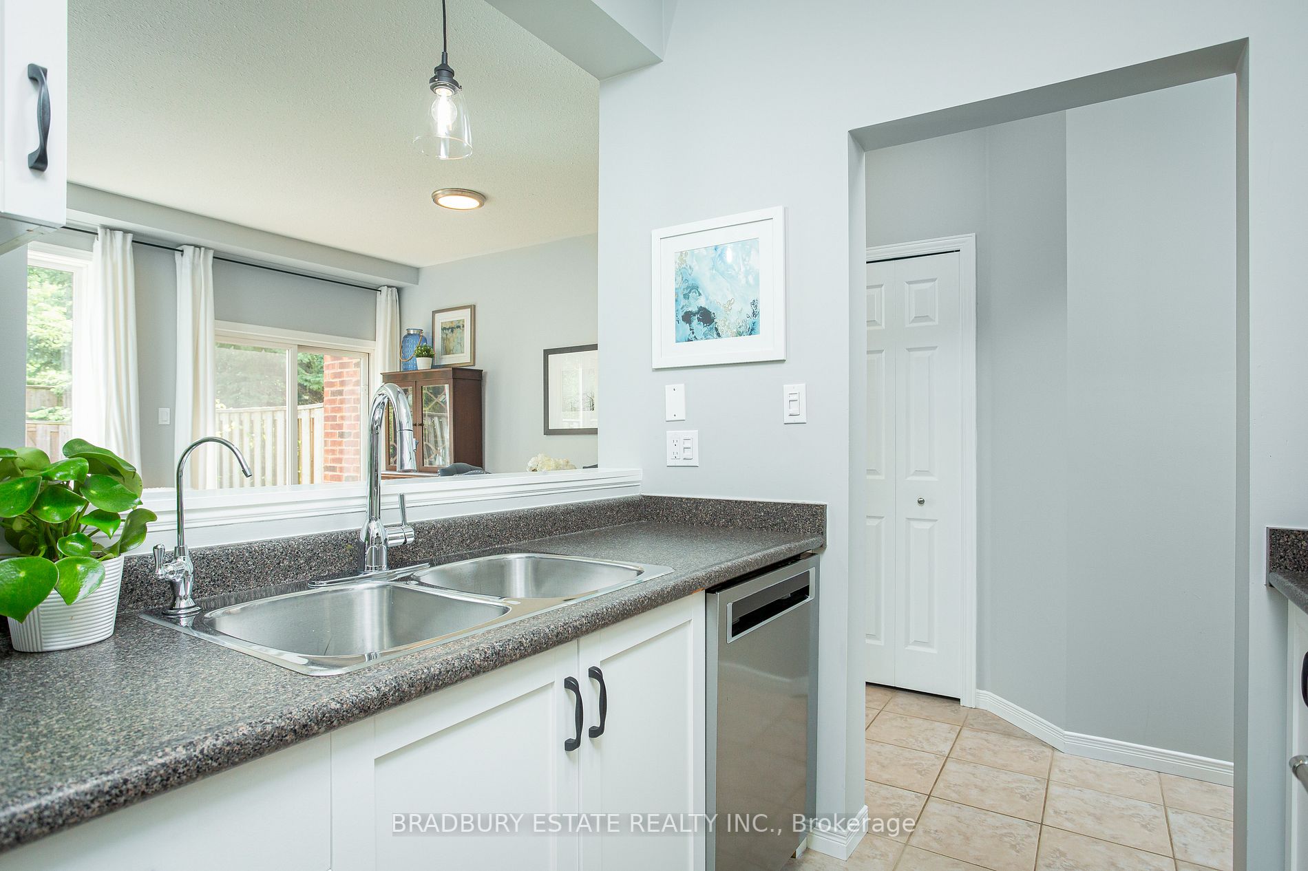 81 Valridge Dr, #15