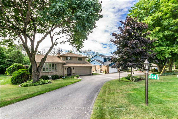 445 Wellington Rd 18 Rd, Centre Wellington