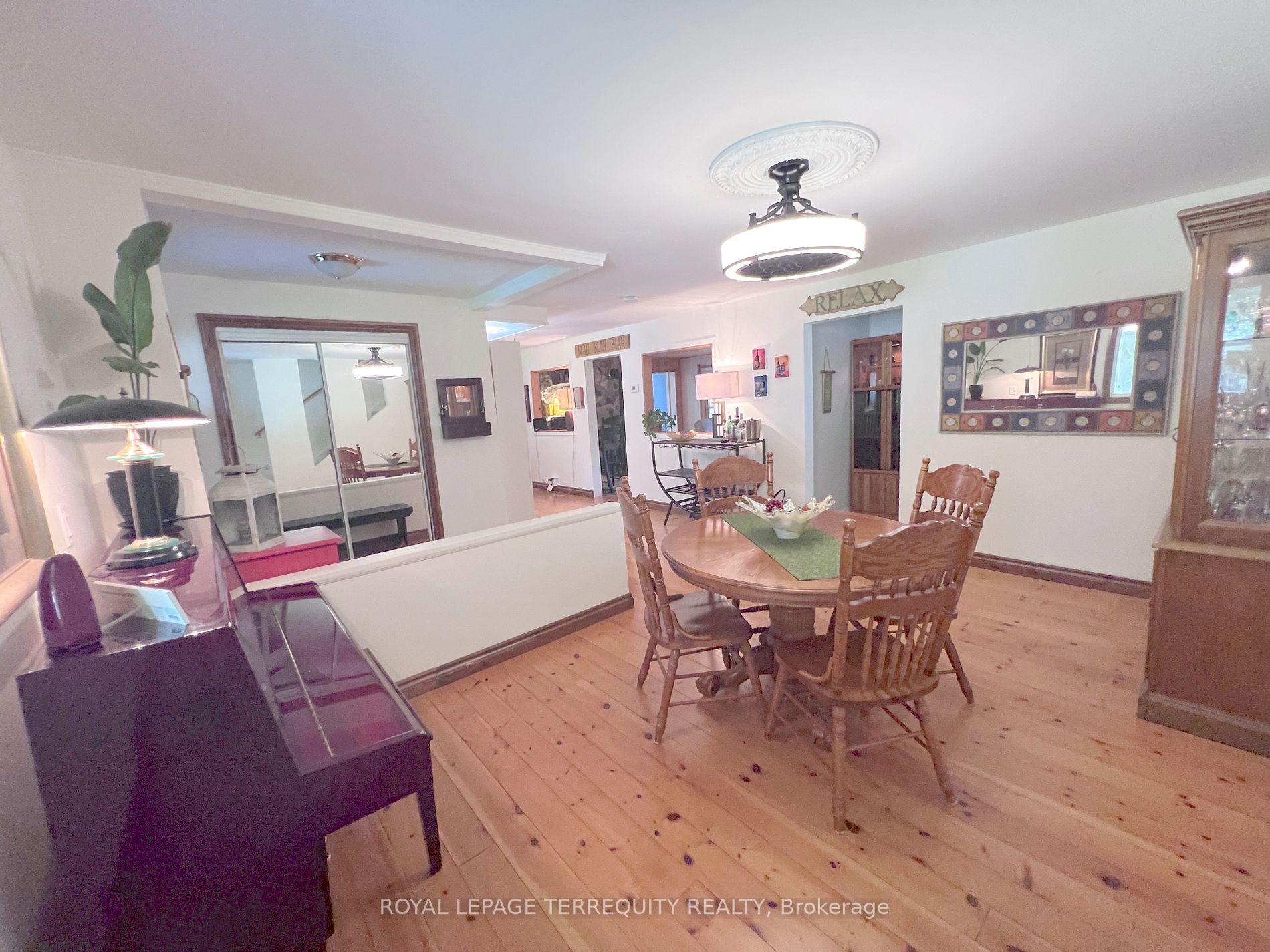 587 Scuttlehole Road