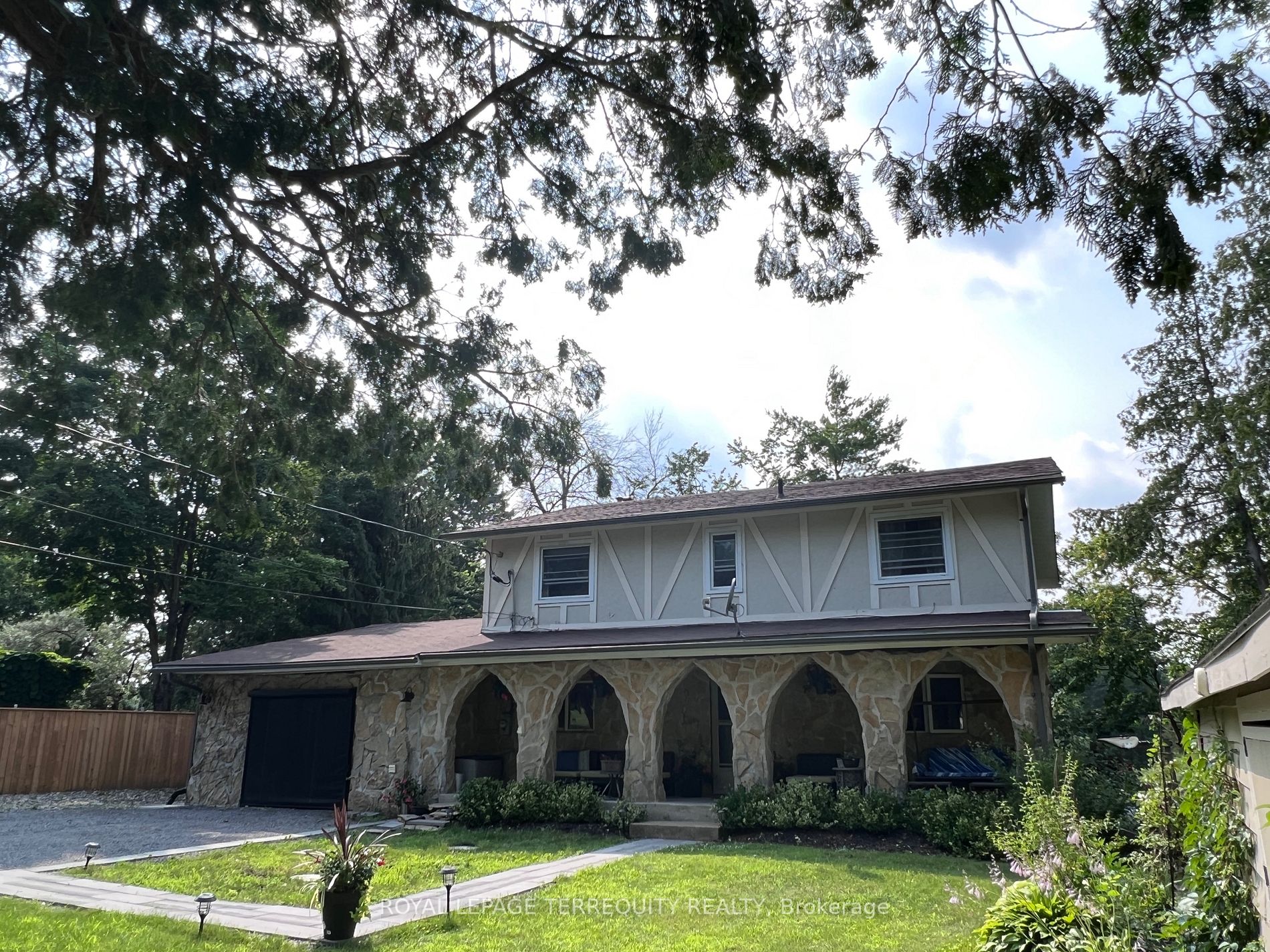 587 Scuttlehole Road