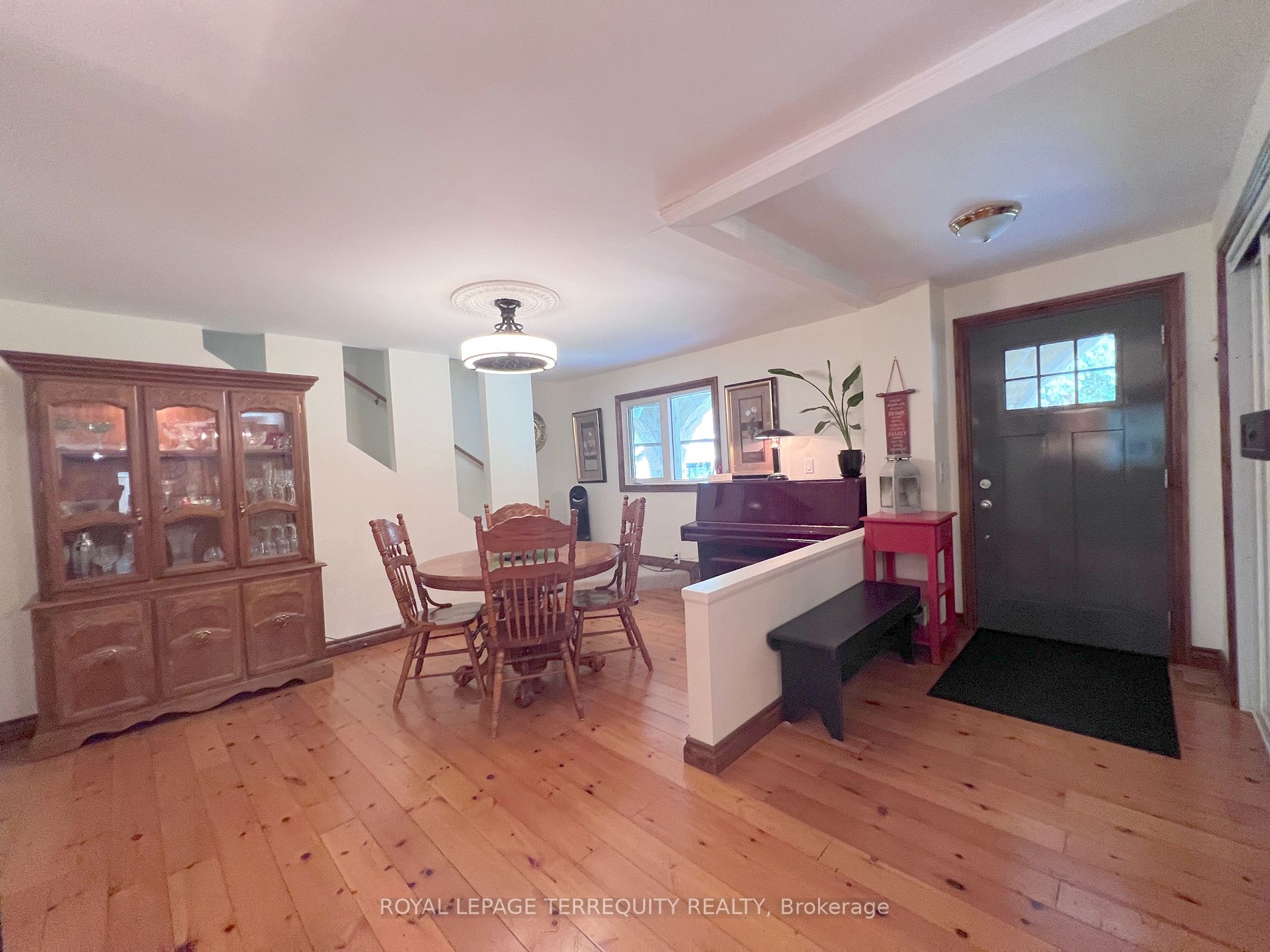 587 Scuttlehole Road