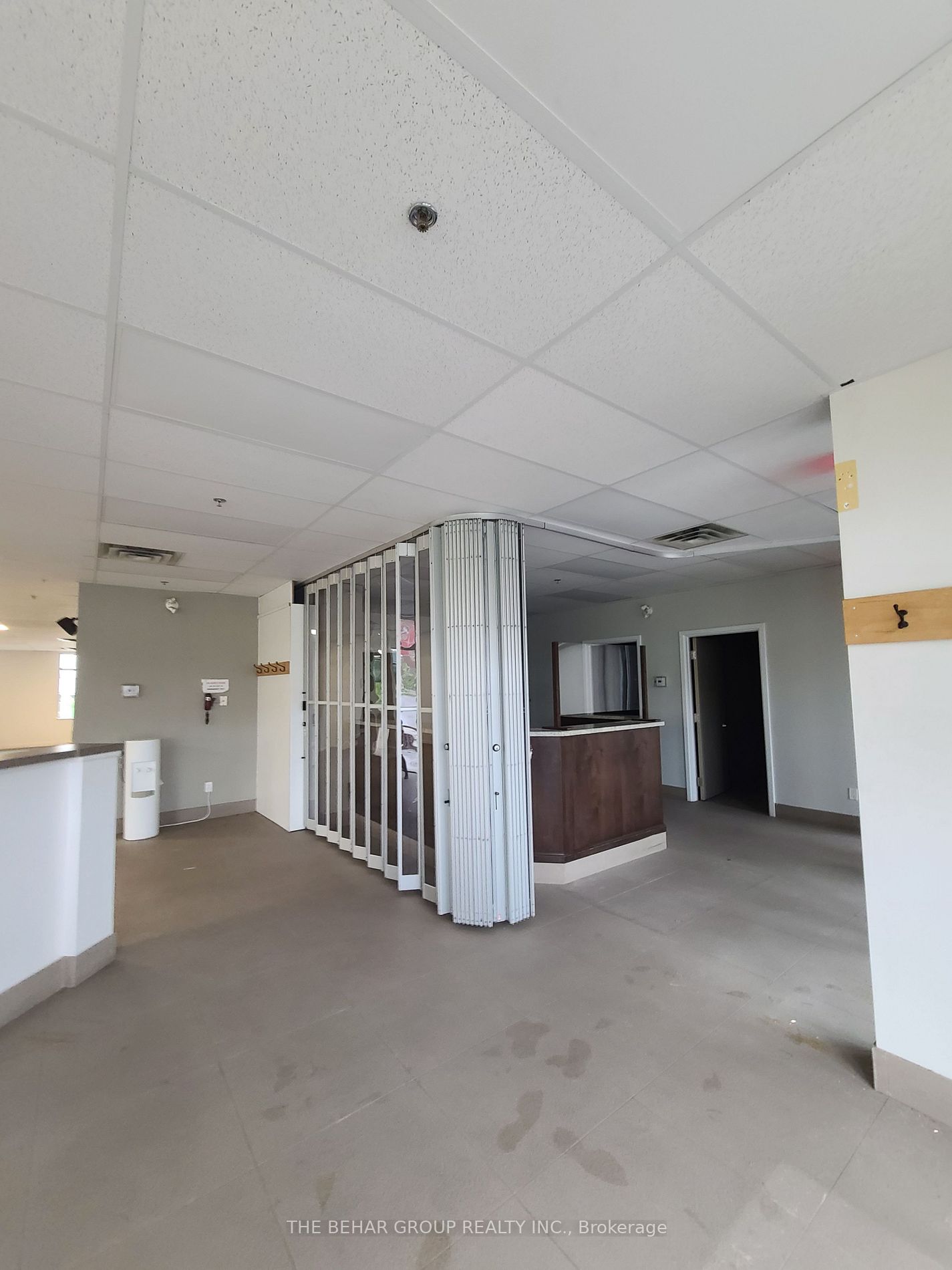 6 Thompson Cres, #2-5