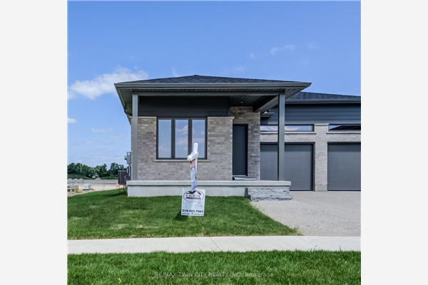 132 South Parkwood Blvd, Woolwich