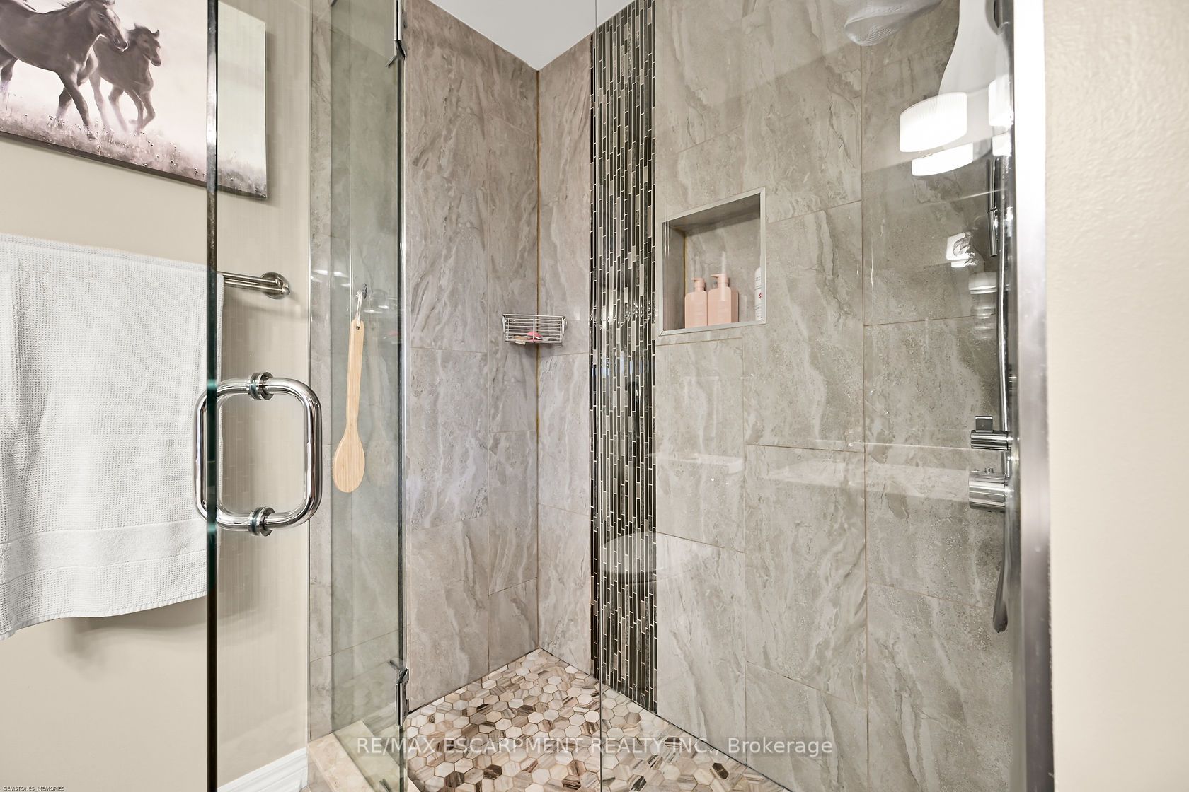 6 Conrad Pl