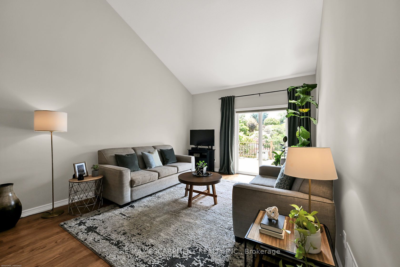 6 Conrad Pl