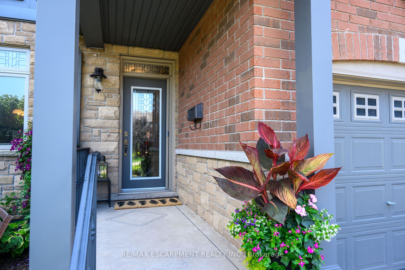 6 Conrad Pl