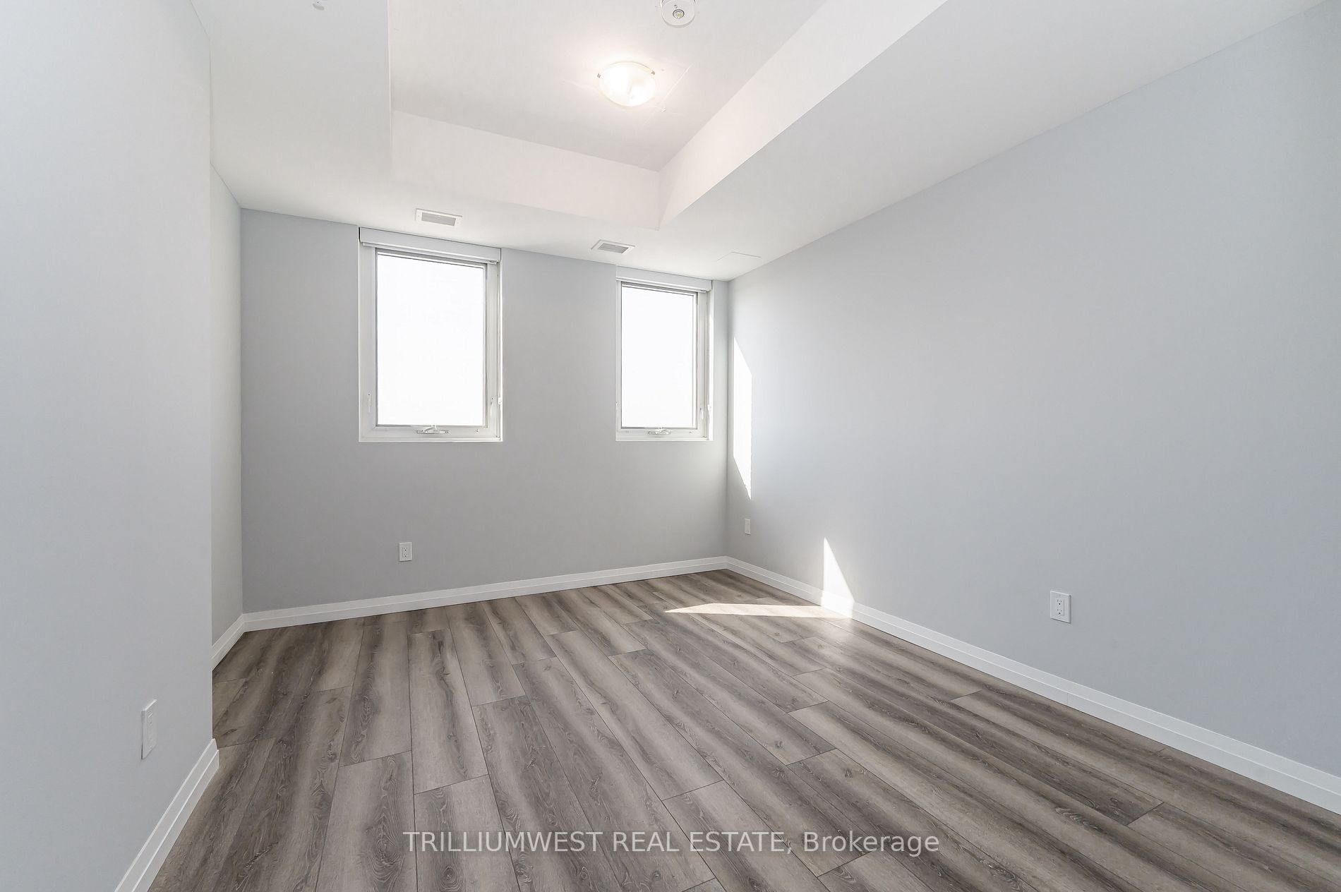 108 Garment St, #1606