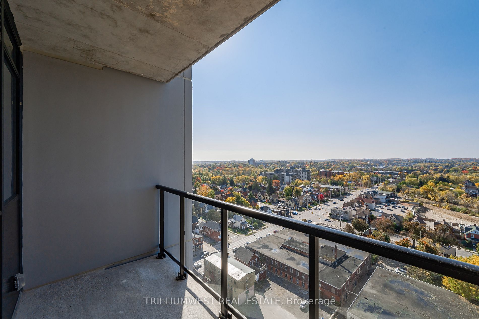108 Garment St, #1606