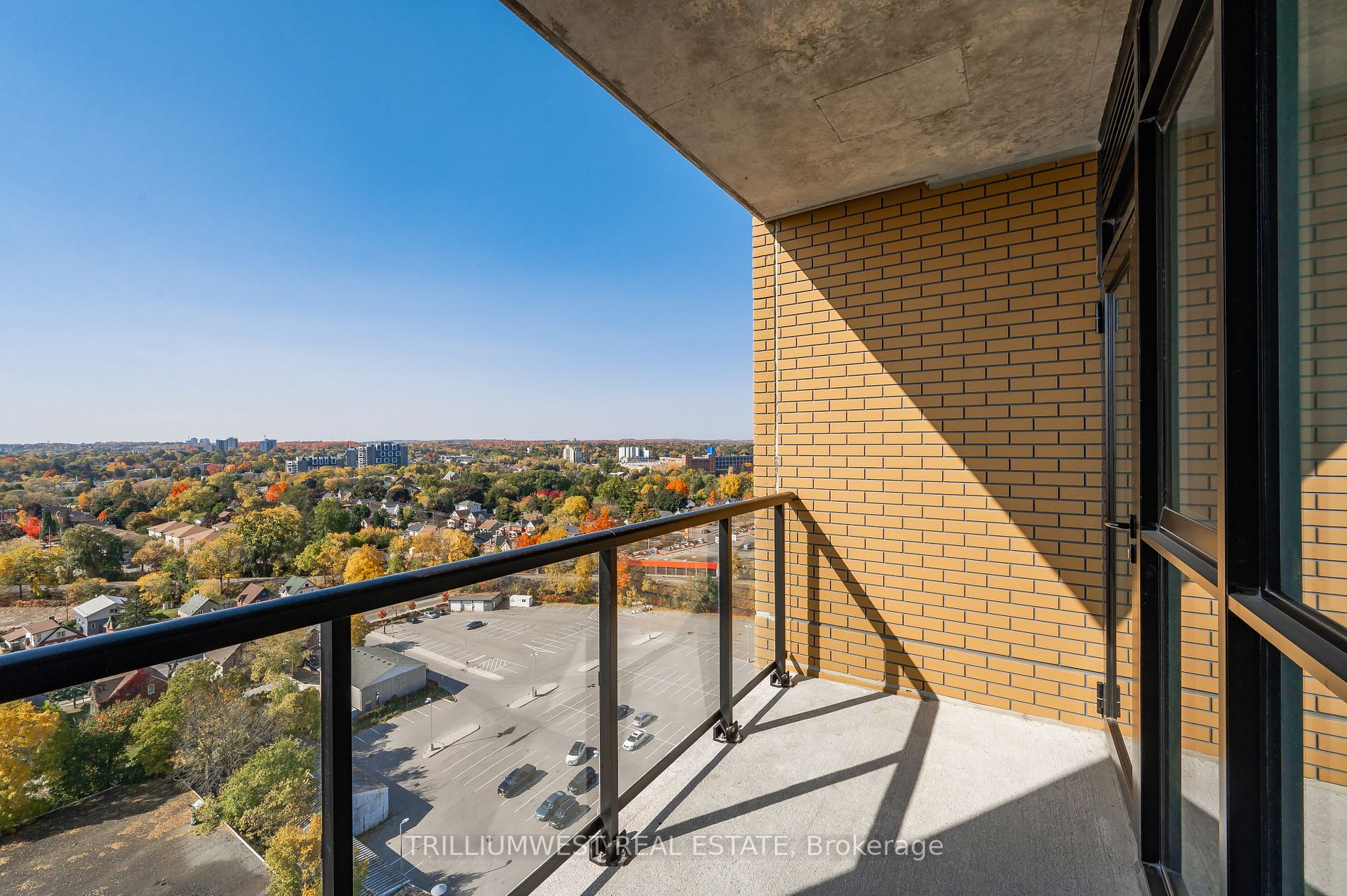 108 Garment St, #1606