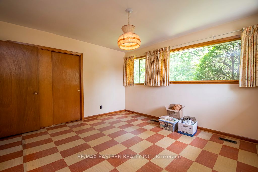 3 Oakwood Crescent
