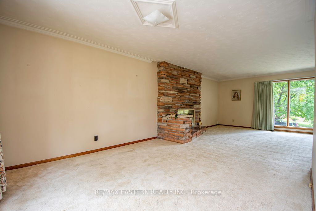 3 Oakwood Crescent