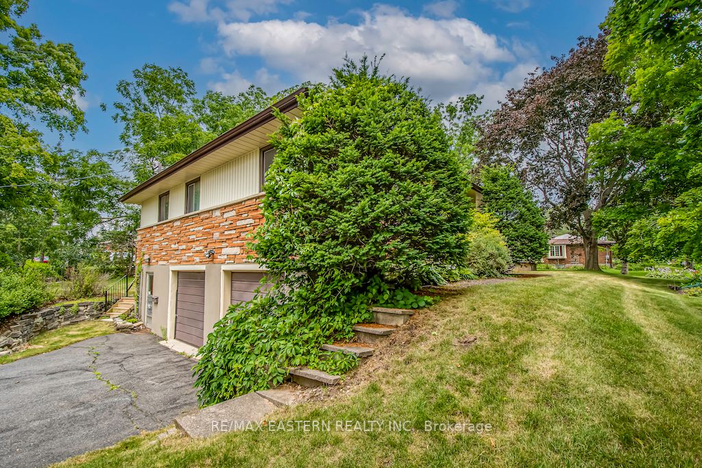3 Oakwood Crescent