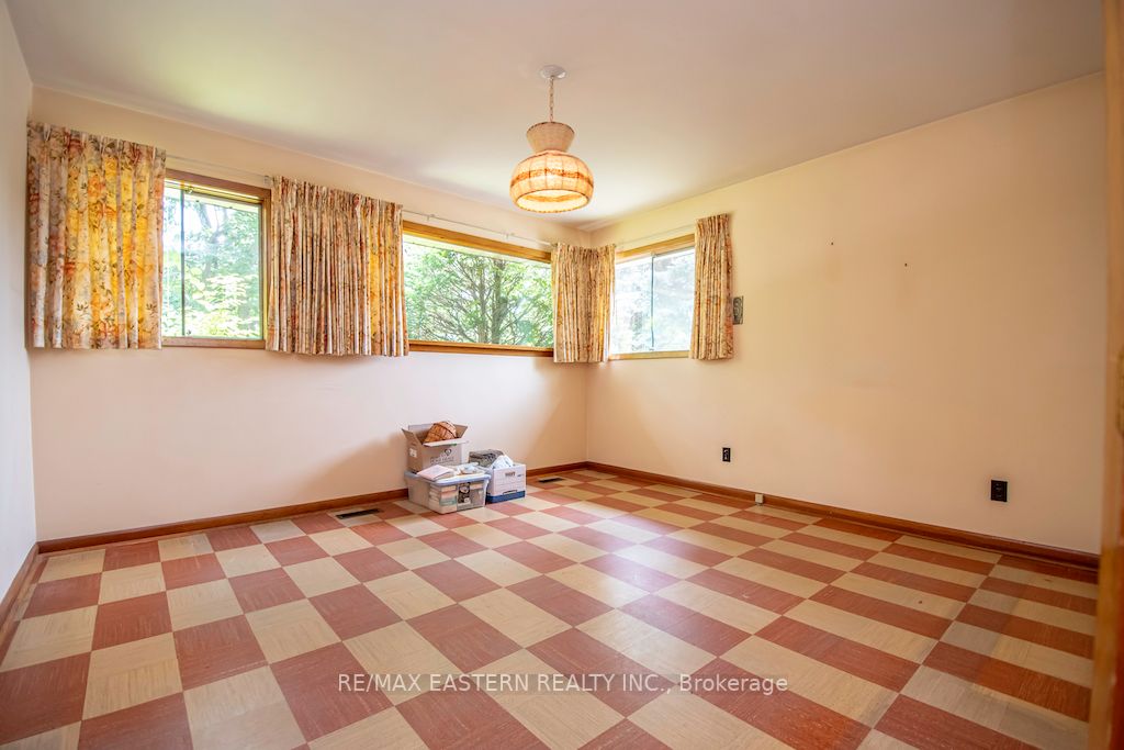 3 Oakwood Crescent