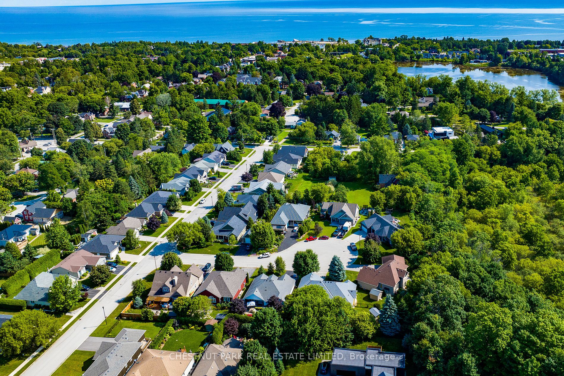 7 Riverbank Crt