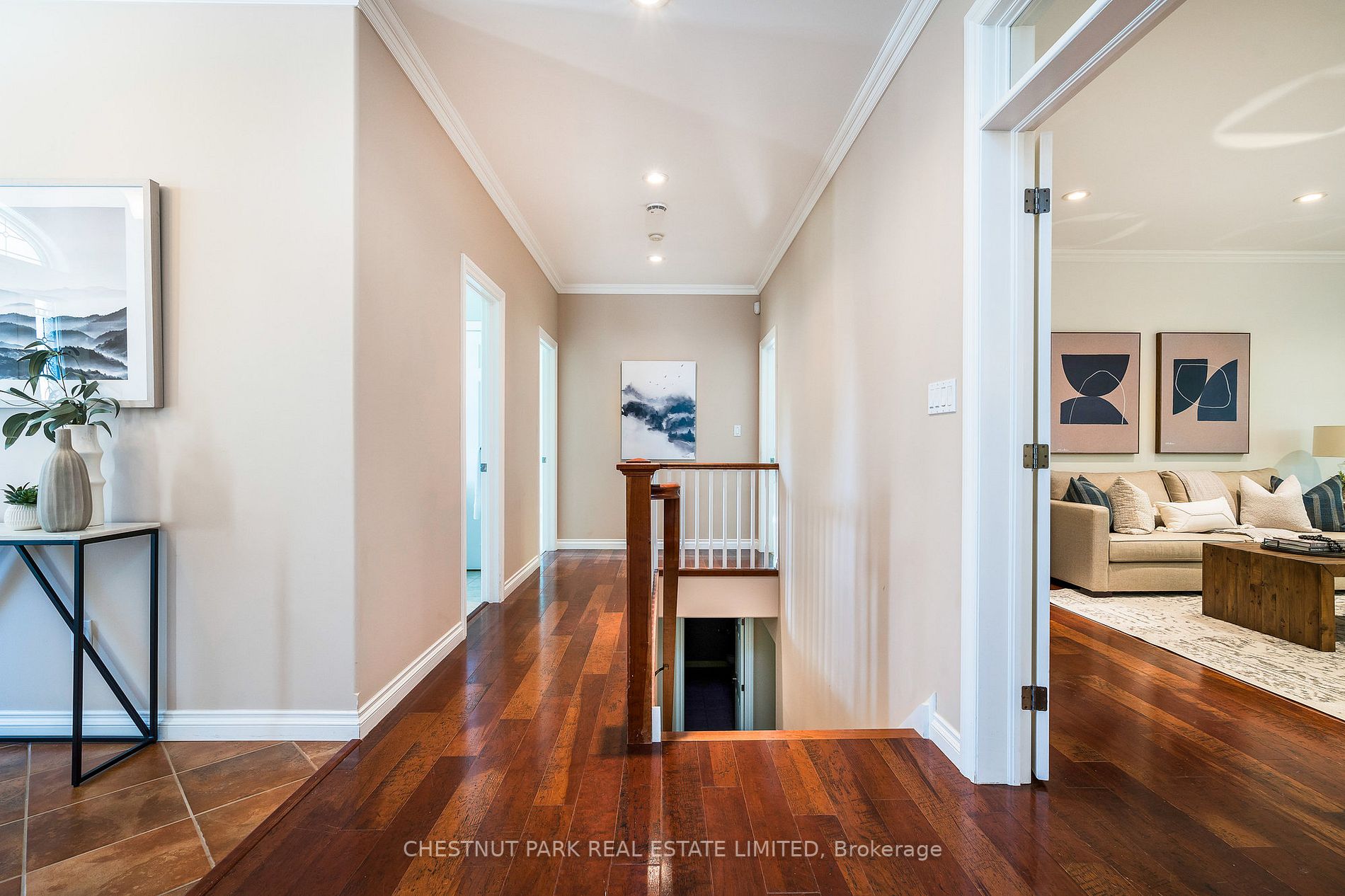 7 Riverbank Crt