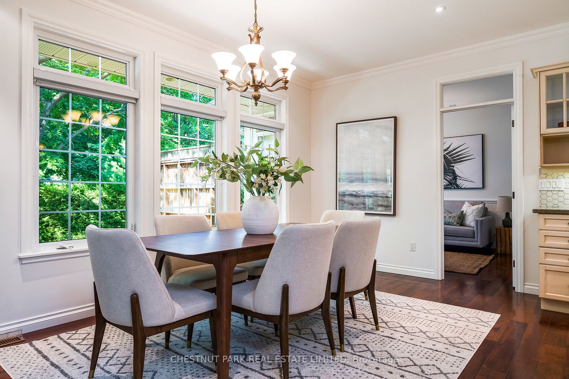 7 Riverbank Crt