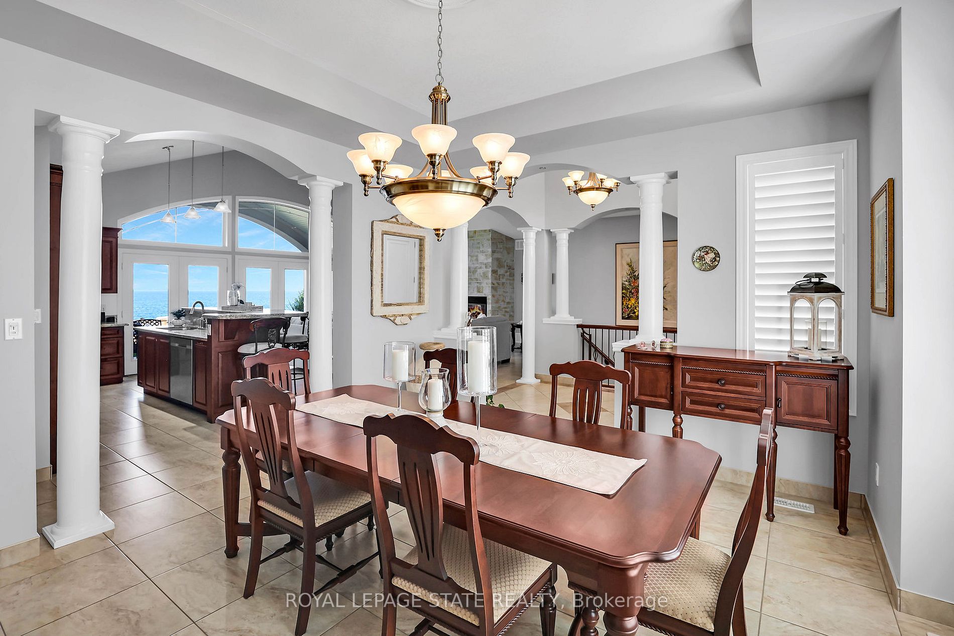 146 Lakeside Dr