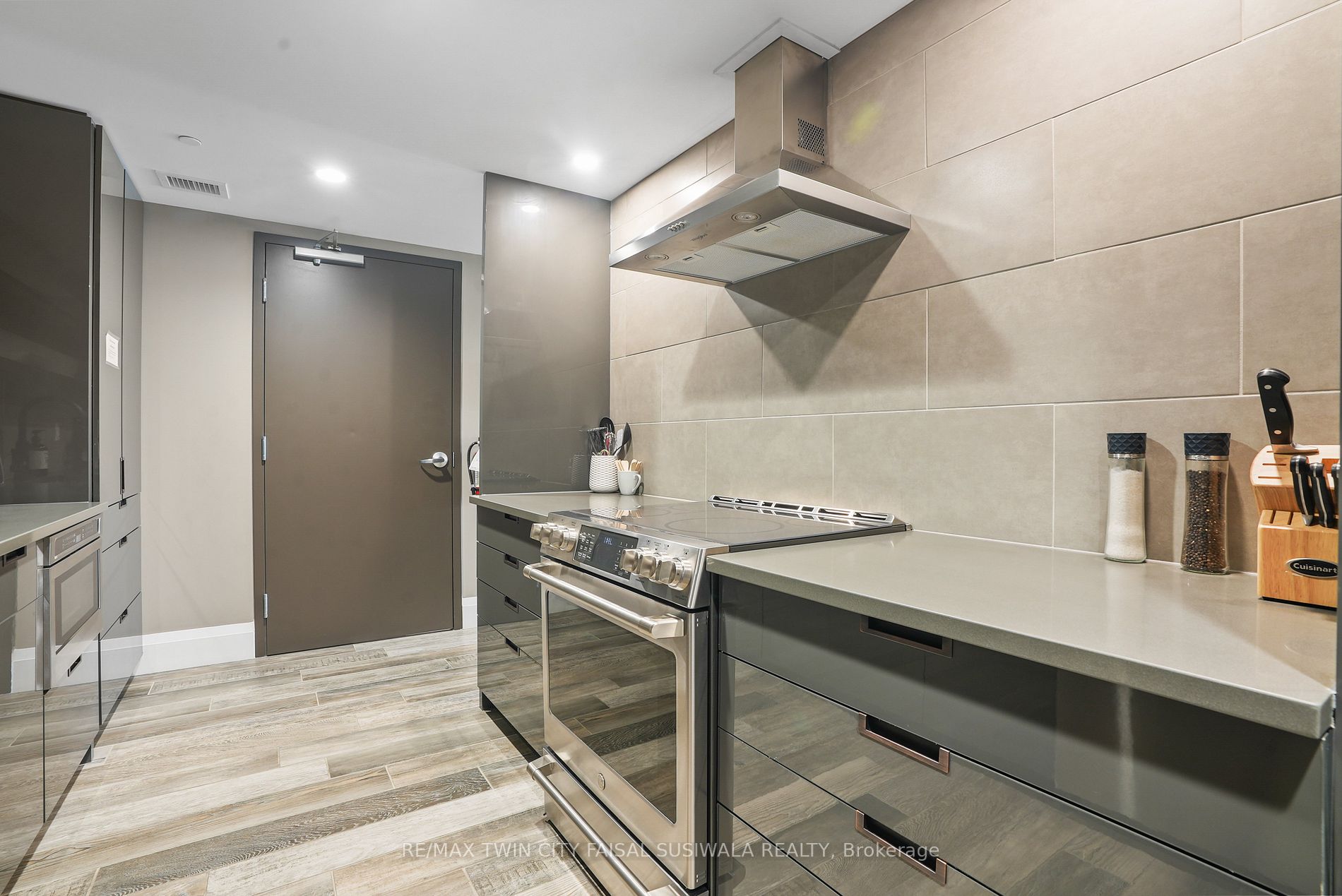 63 Arthur Street, #308