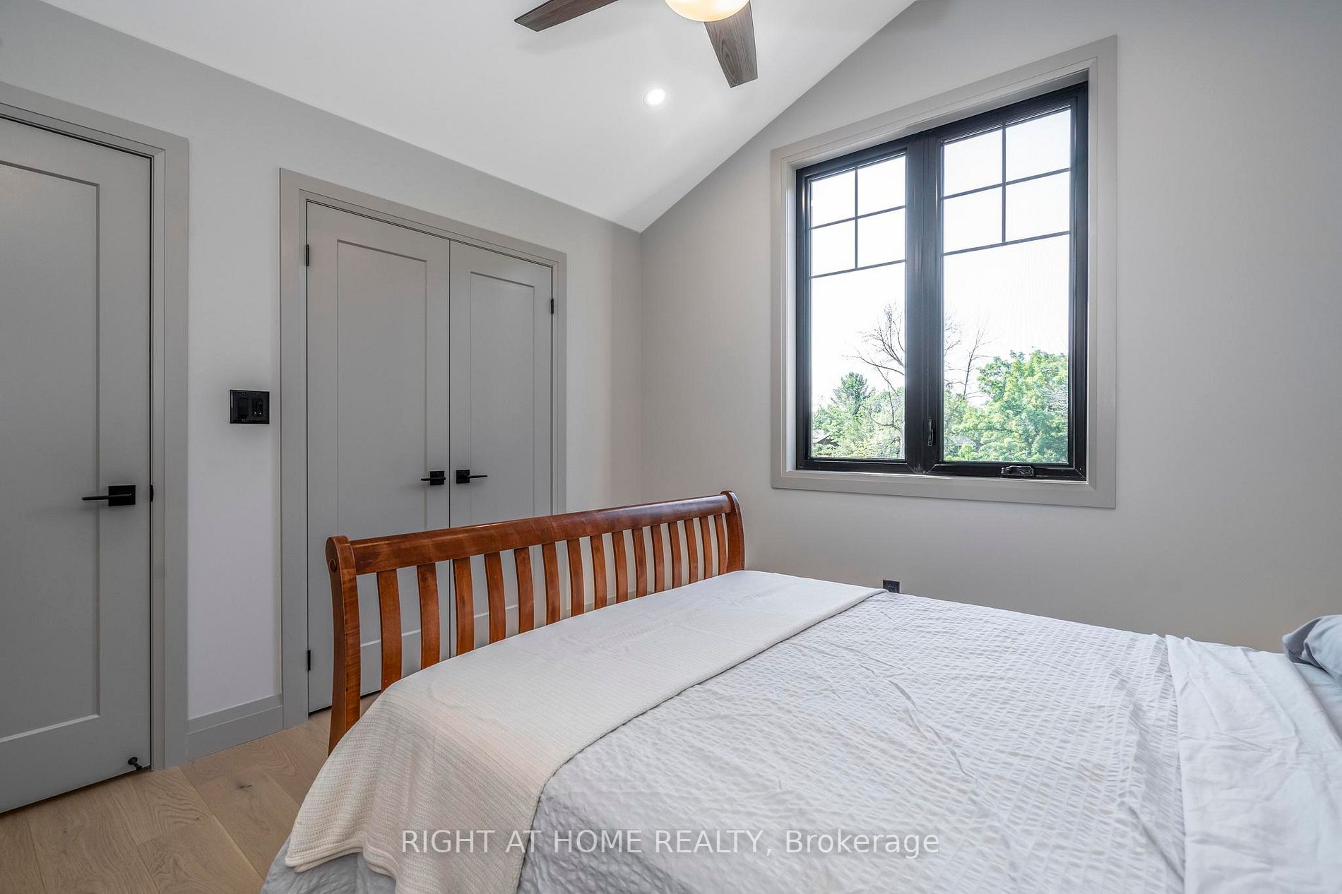 94 Macey Bay Rd