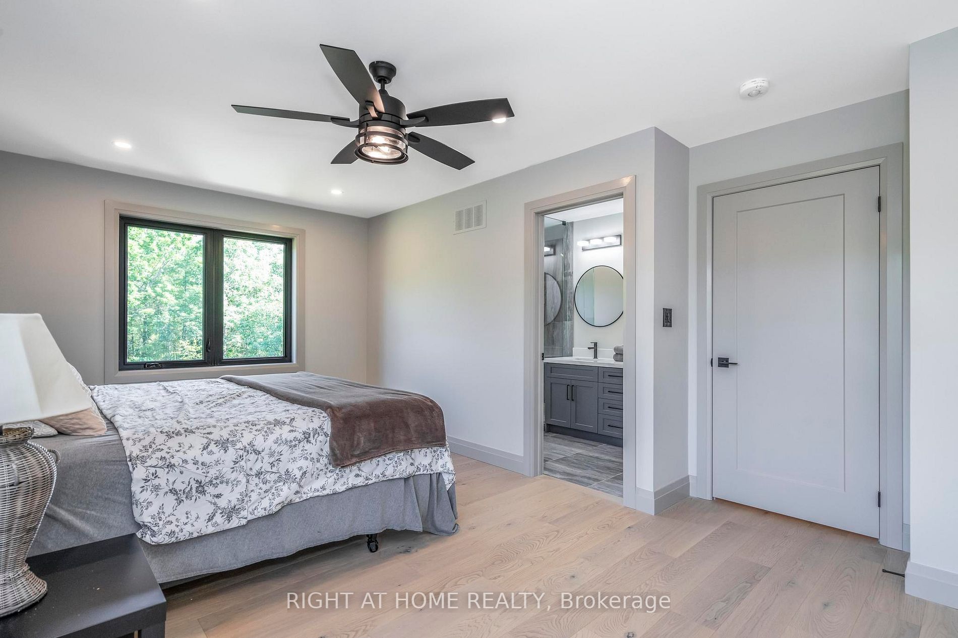 94 Macey Bay Rd