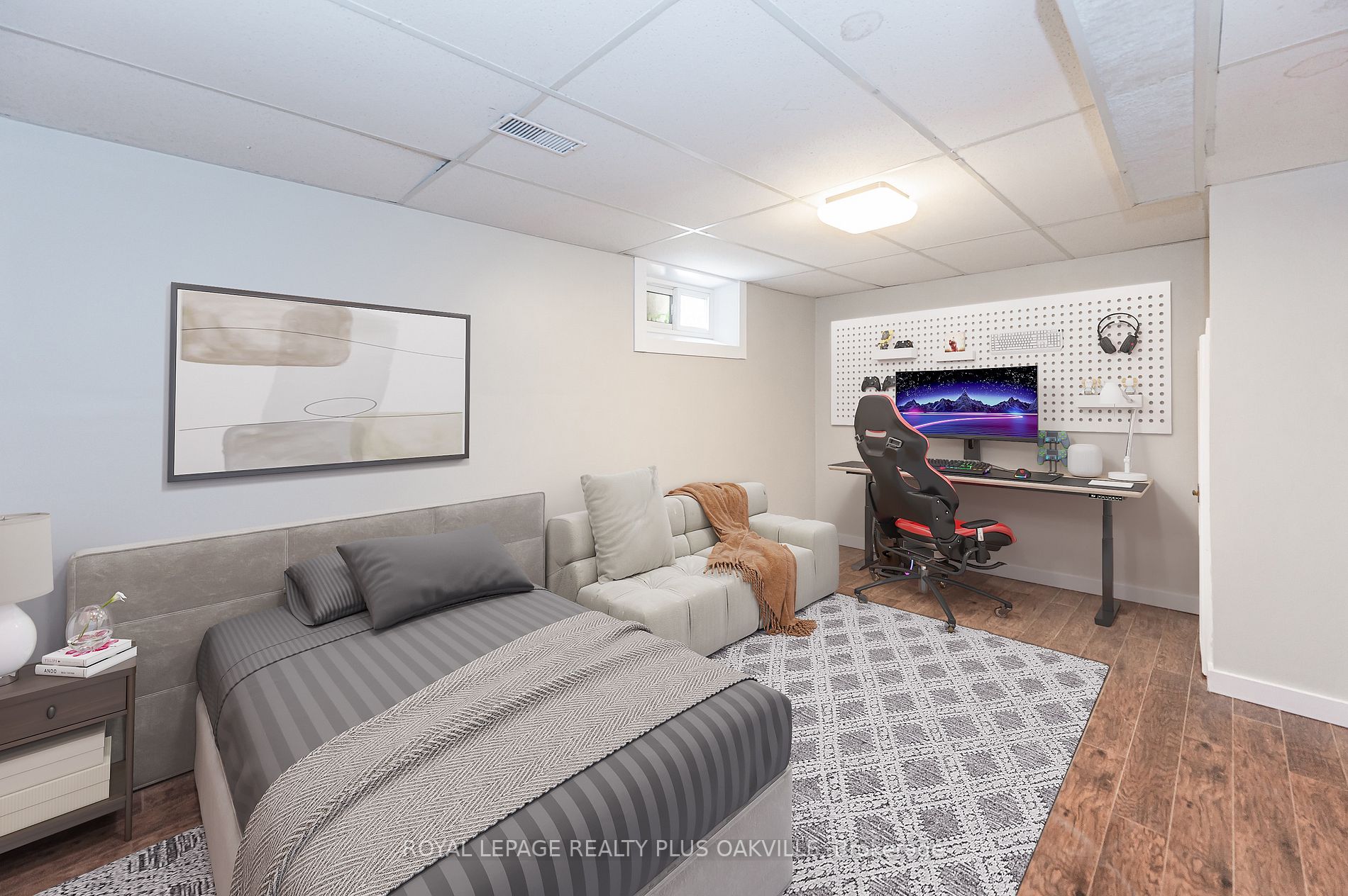 11 Viking Dr