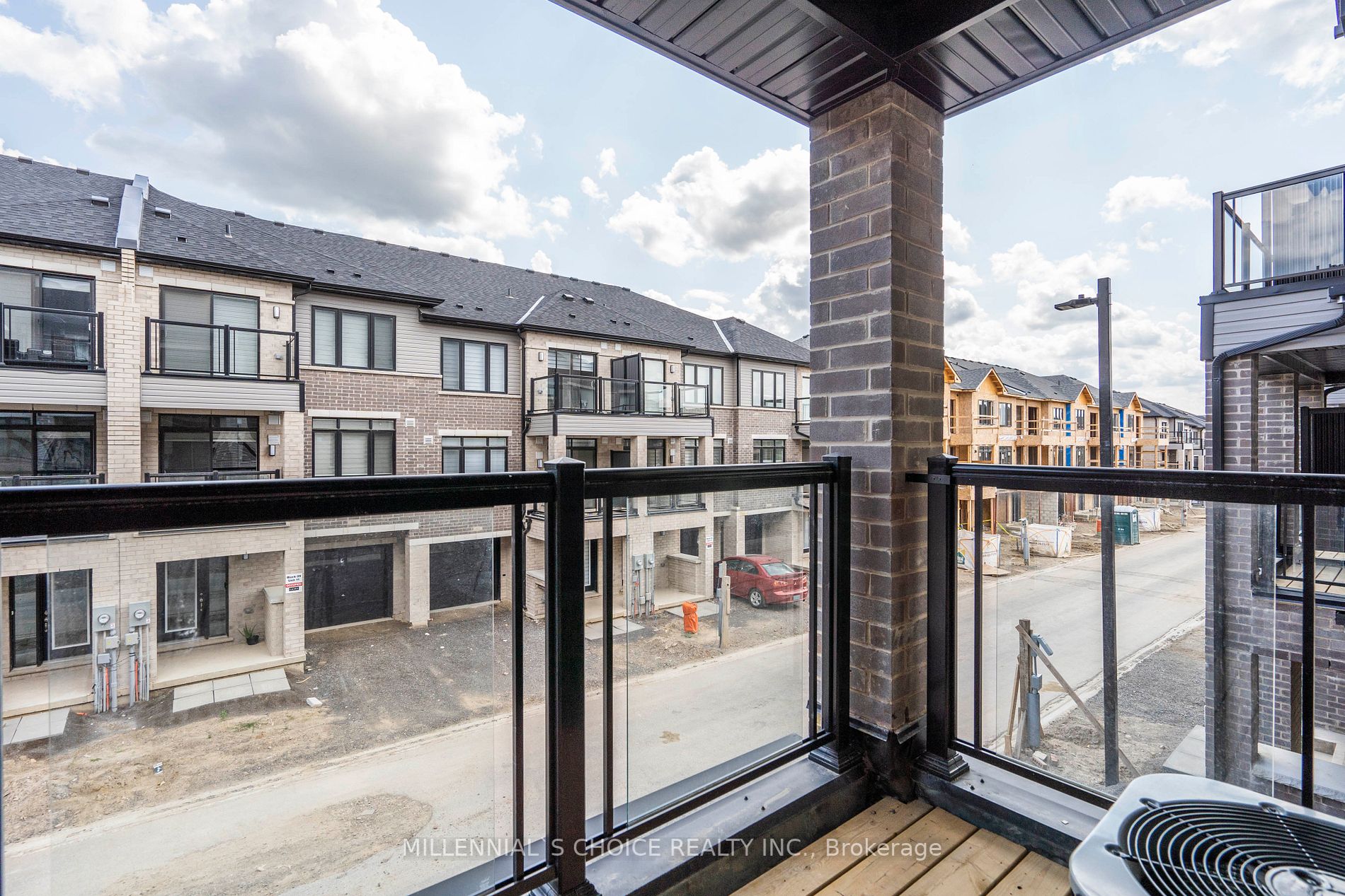 585 Colborne St E, #1004