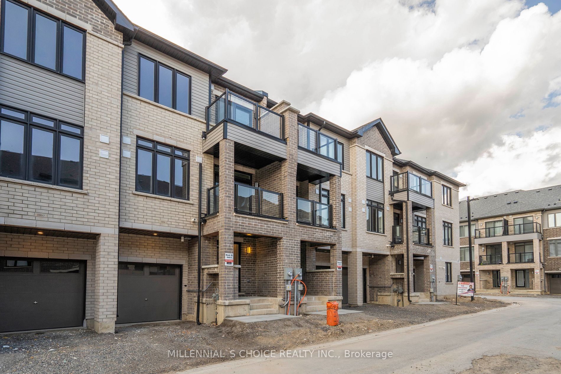 585 Colborne St E, #1004