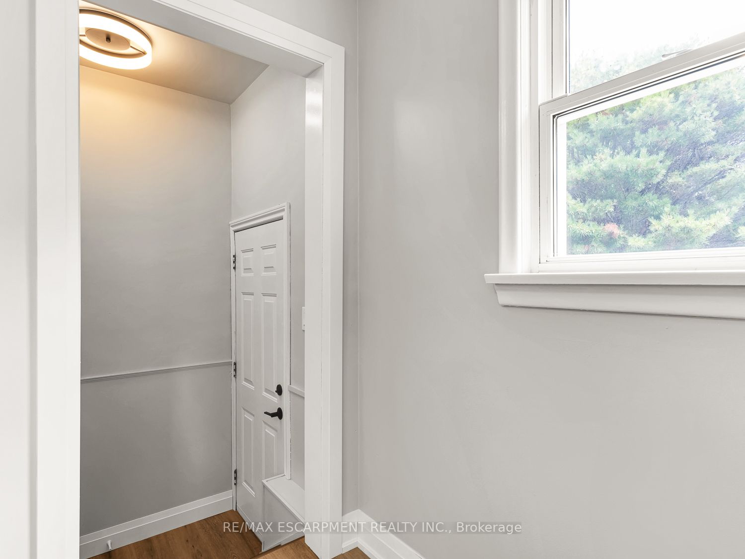 72 Else St