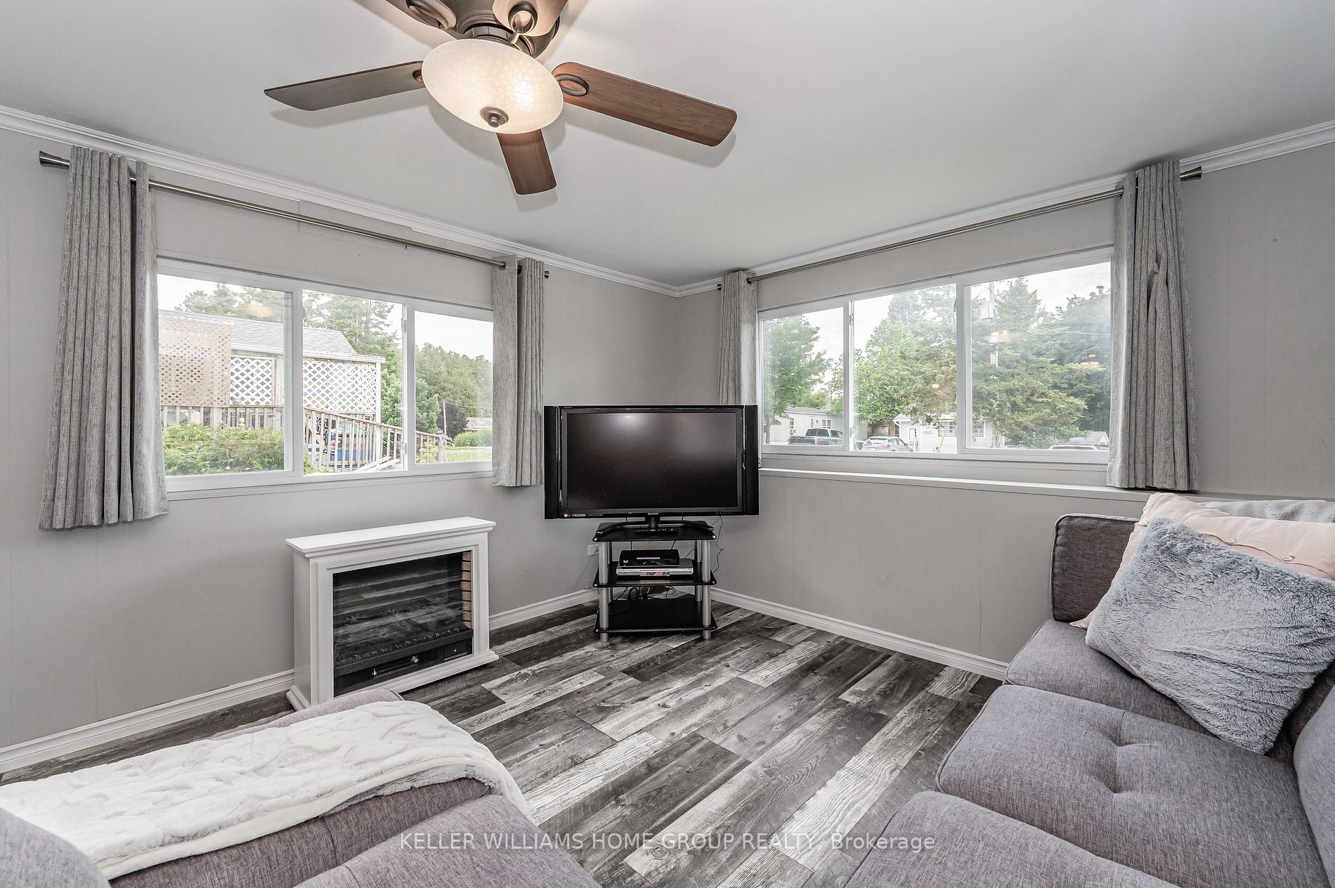 9 Cedar Lane