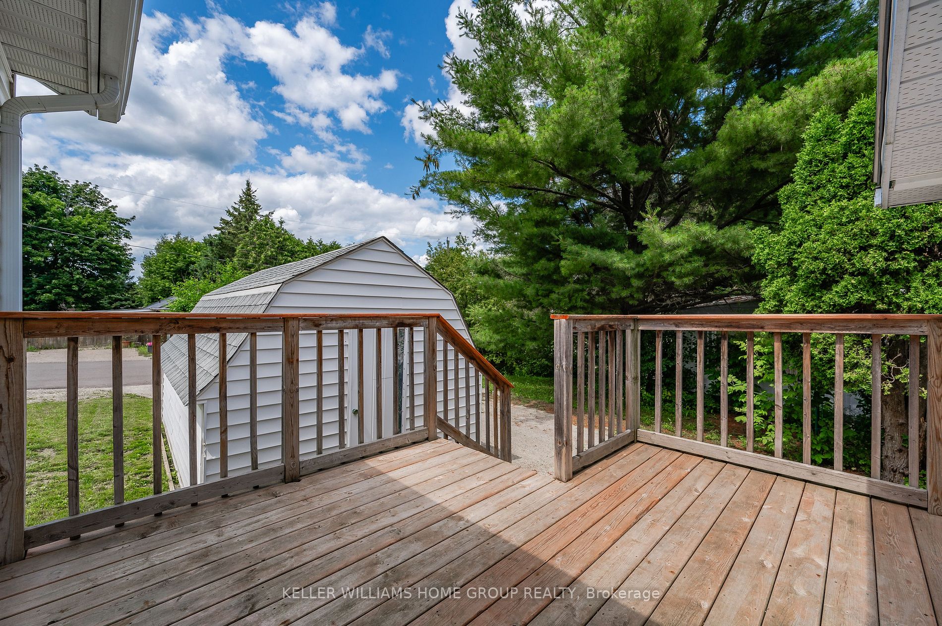 9 Cedar Lane