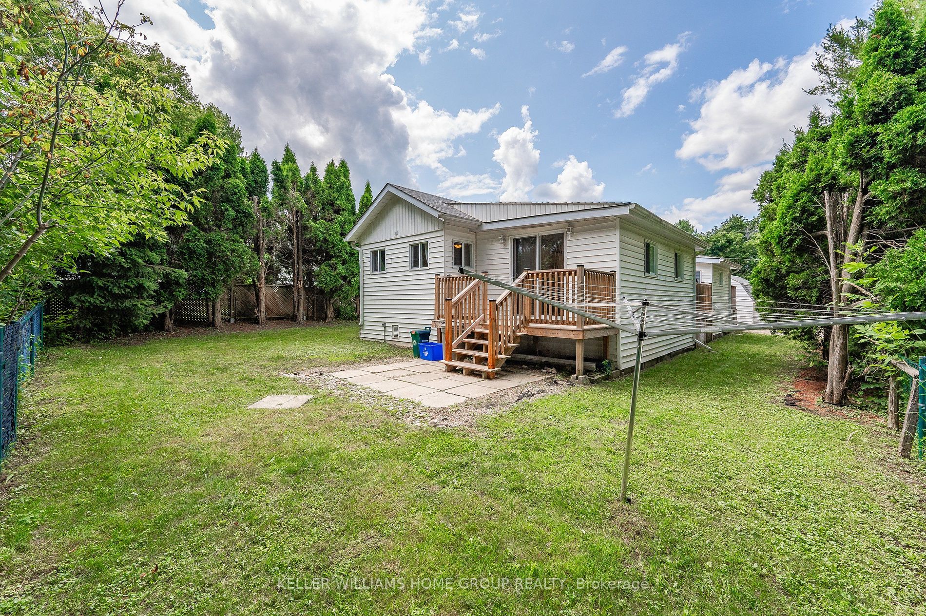9 Cedar Lane