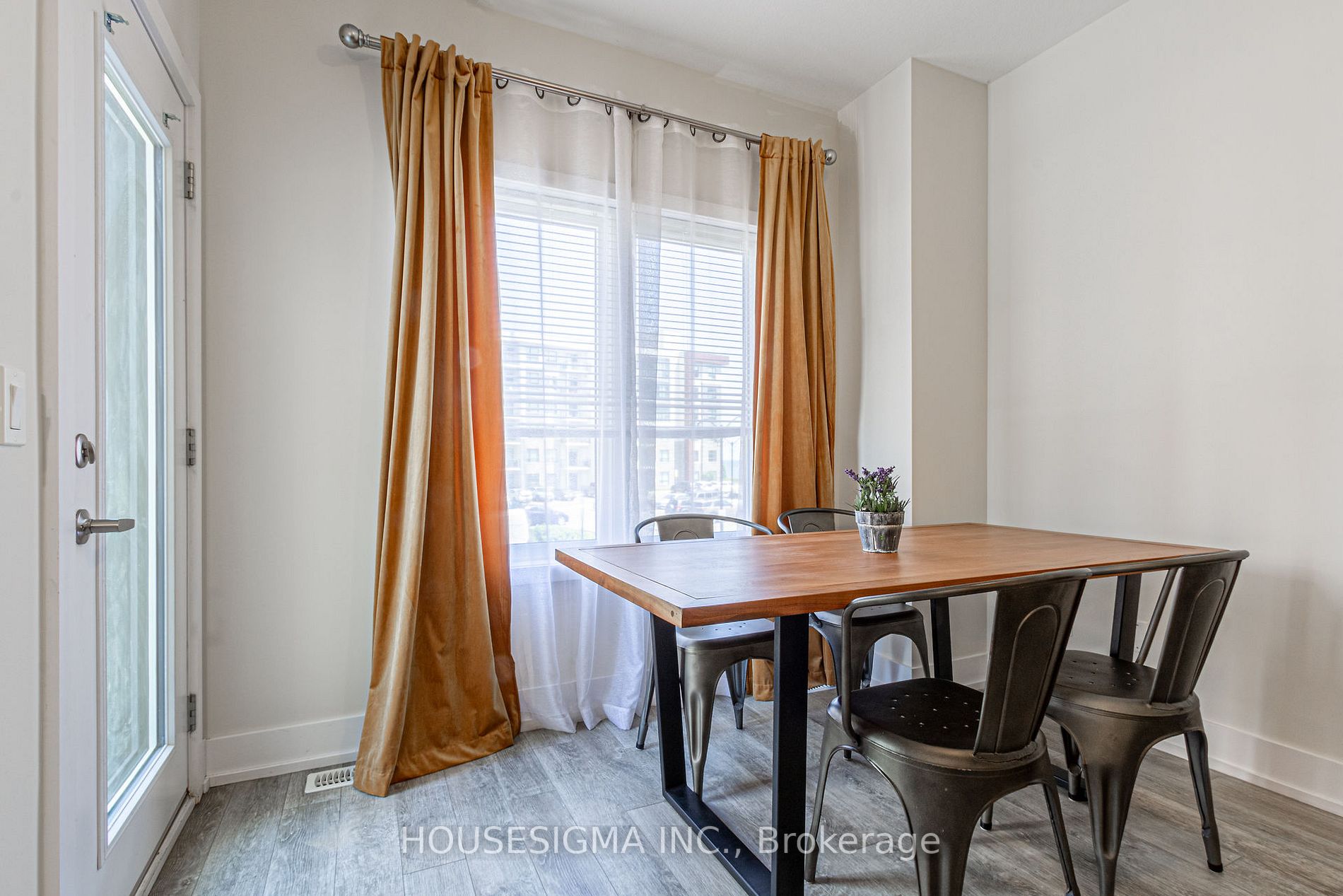115 Shoreview Pl, #Th#11