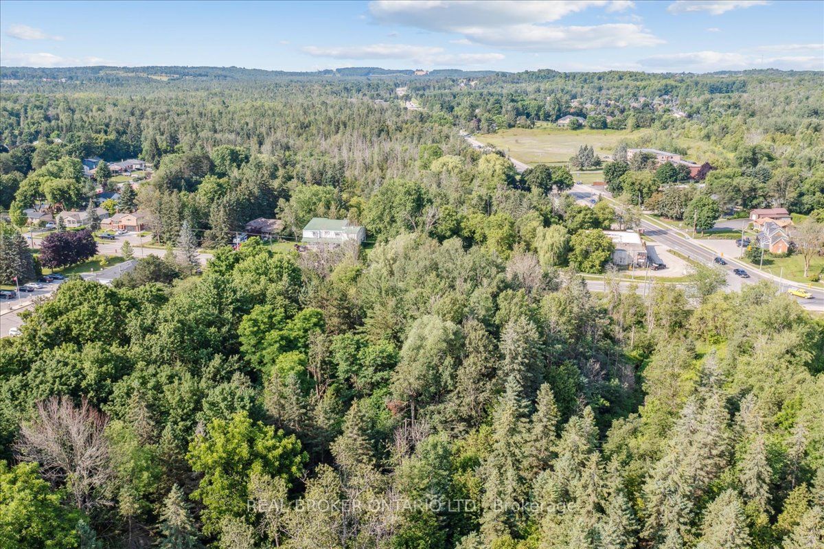 5409 Wellington Road 52