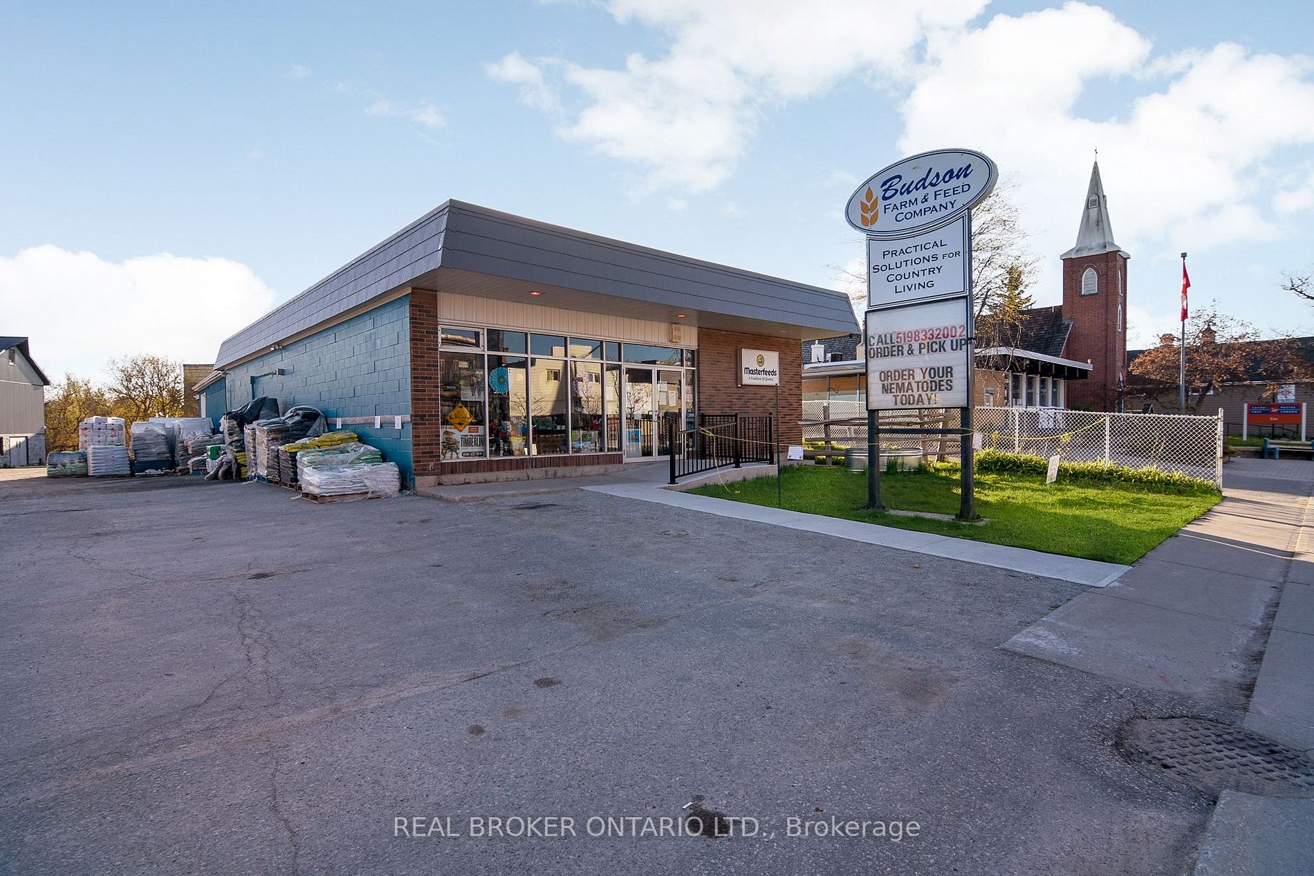 5409 Wellington Road 52