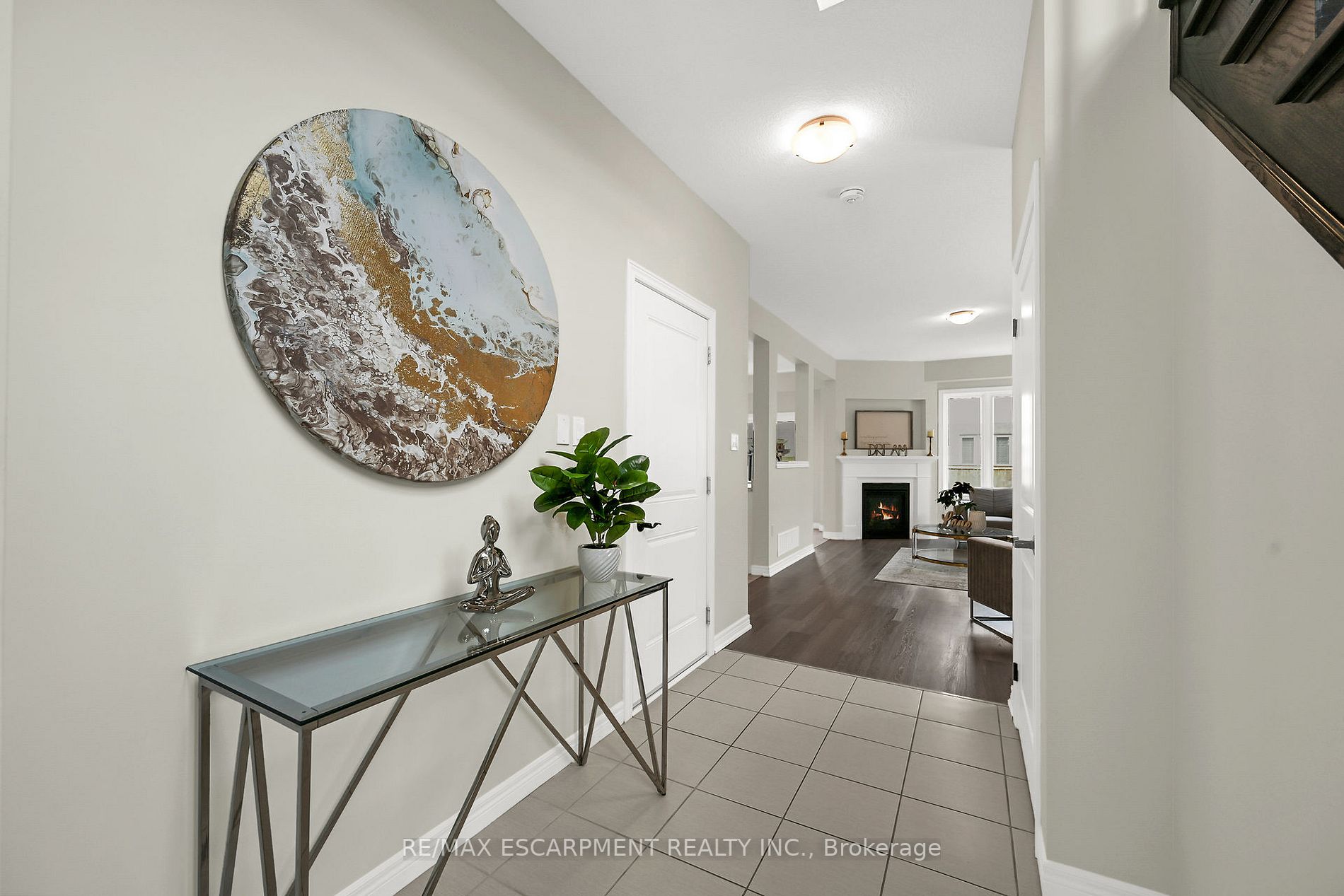 10 Beau Chatel Lane
